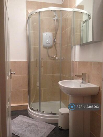 4 Bedroom Terraced House To Rent In School Road, Sheffield, S10