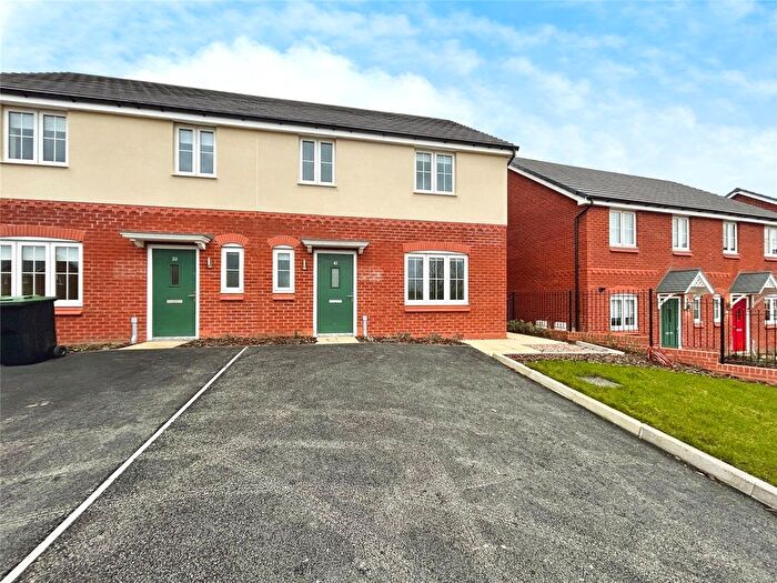 4 Bedroom Semi-Detached House To Rent In Butterworth Road, Sutton-In-Ashfield, Nottinghamshire, NG17