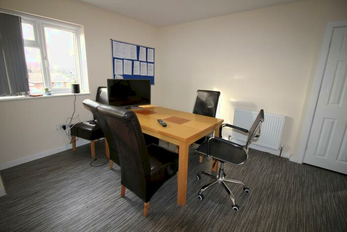 6 Bedroom Semi-Detached House To Rent In Old Mill Avenue, St Floor Flat, Canley, Coventry, CV4