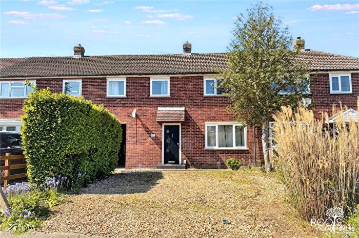 3 Bedroom Terraced House For Sale In Stoney Lane, Thatcham, Berkshire, RG19