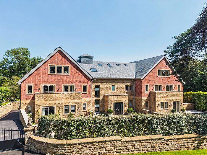 2 Bedroom Flat For Sale In Apartment Vicarage Gardens, Vicarage Lane, Dore, Sheffield, S17