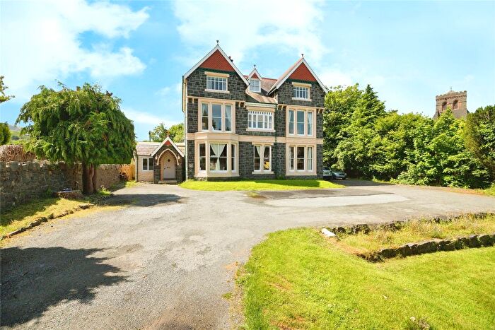 8 Bedroom Detached House For Sale In High Street, Llanberis, Caernarfon, Gwynedd, LL55
