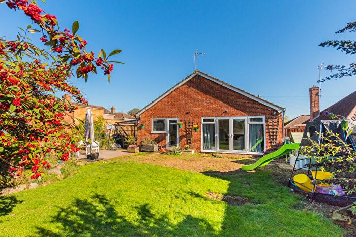 3 Bedroom Detached Bungalow For Sale In Albert Road, Finedon, Wellingborough, NN9
