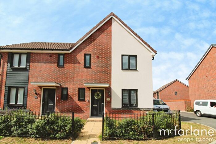 3 Bedroom Semi-Detached House For Sale In Brimstone Road, South Marston, SN3