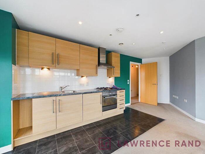 1 Bedroom Flat To Rent In Headstone Drive, Harrow, HA1