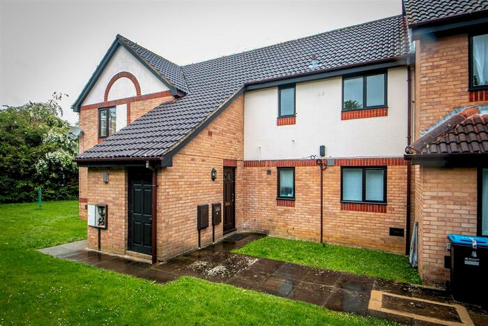 1 Bedroom Flat To Rent In Pimpernel Grove, Walnut Tree, Milton Keynes, MK7