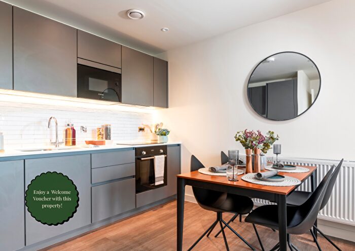 2 Bedroom Apartment To Rent In Weldale Street, Reading, Berkshire, RG1