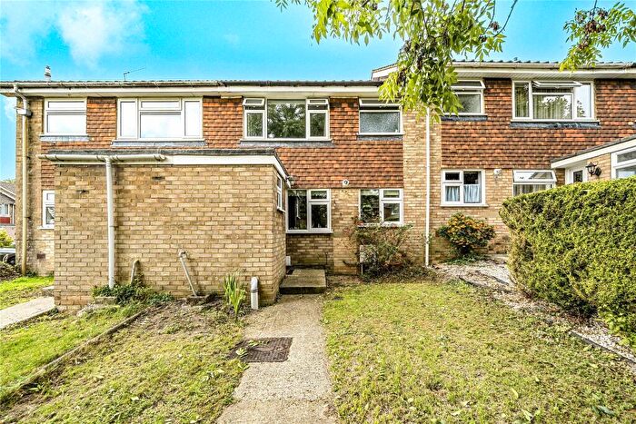 3 Bedroom Terraced House For Sale In Stowting Road, Orpington, BR6
