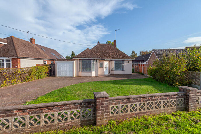 3 Bedroom Detached Bungalow For Sale In Old Barrack Road, Woodbridge, IP12