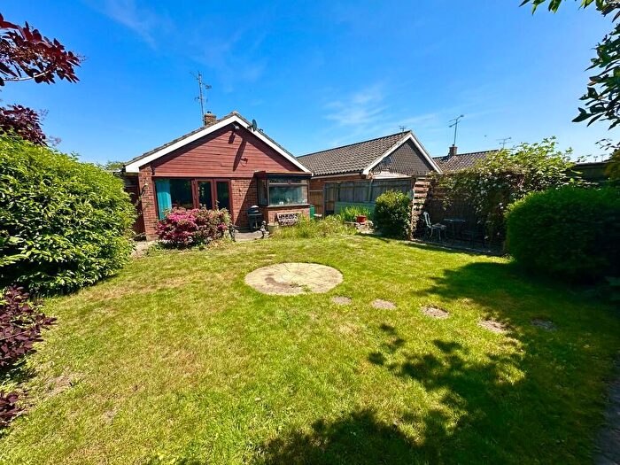 2 Bedroom Detached Bungalow For Sale In Coleford Close, Mytchett, GU16