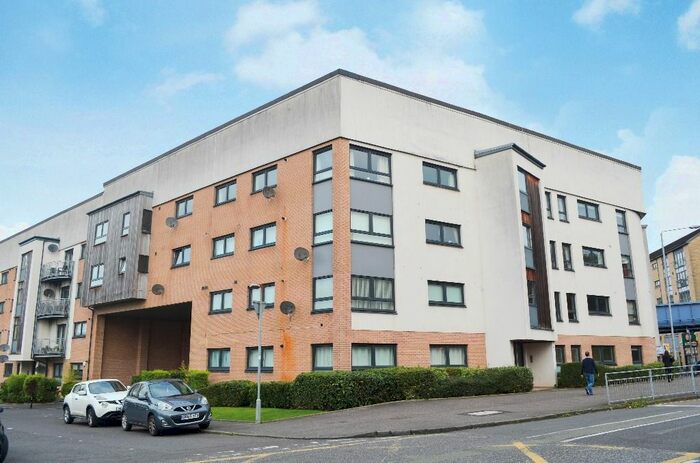 3 Bedroom Flat To Rent In Kilmarnock Road, Flat 3/2, Shawlands, Glasgow G43