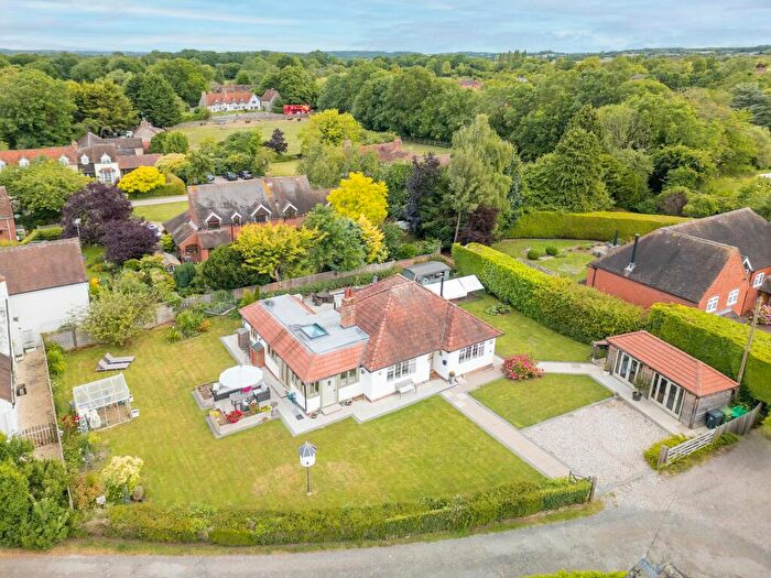 3 Bedroom Detached Bungalow For Sale In Old School Lane, Wilmcote, CV37