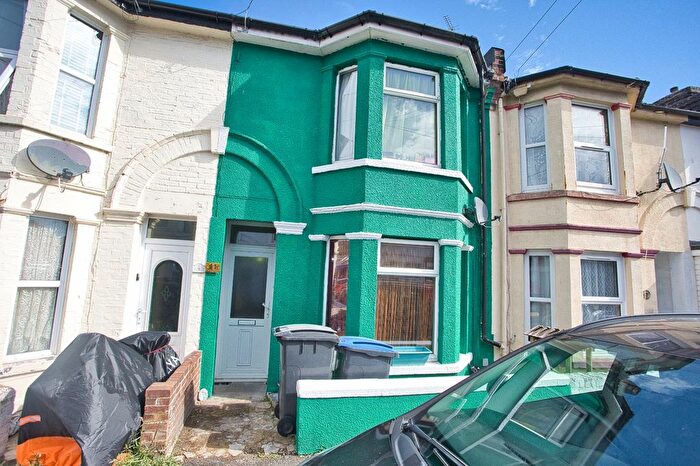 2 Bedroom Terraced House For Sale In Balfour Road, Dover, Kent, CT16