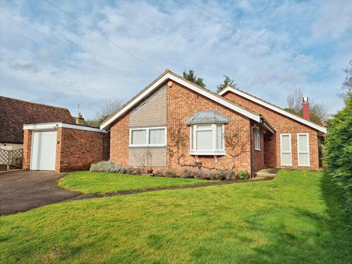 3 Bedroom Bungalow For Sale In High Street, Clophill, Bedfordshire, MK45