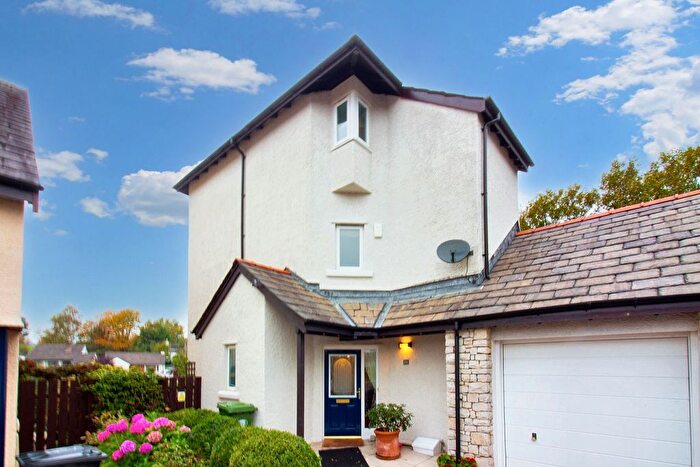 4 Bedroom Link Detached House For Sale In Riverdale Court, Kendal, LA9