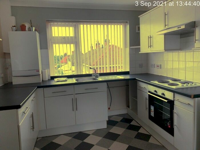 1 Bedroom Flat To Rent In Coronation Drive, Bromborough, CH62