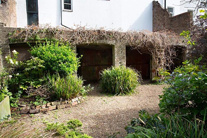 1 Bedroom Flat For Sale In Cromwell Road, Hove, East Sussex, BN3