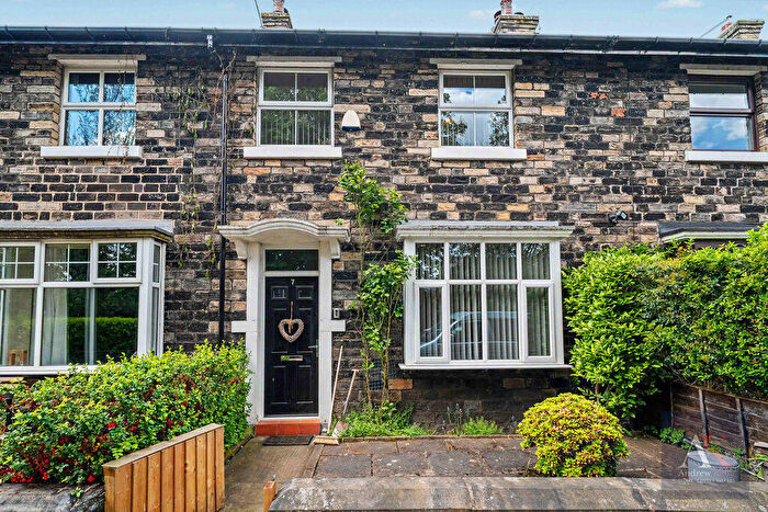 3 Bedroom Terraced House For Sale In Wellington Lodge, Littleborough, OL15