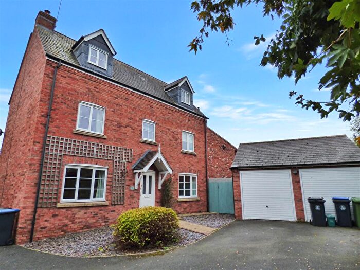 5 Bedroom Detached House To Rent In Signal Road, Shipston-on-Stour, CV36
