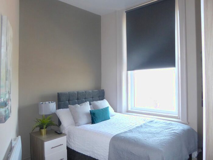 5 Bedroom Flat To Rent In Spekeland Road, Liverpool L7