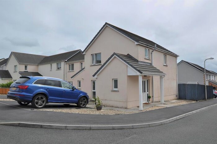 3 Bedroom Property For Sale In Cae Gwyrdd, St. Clears, Carmarthen, SA33