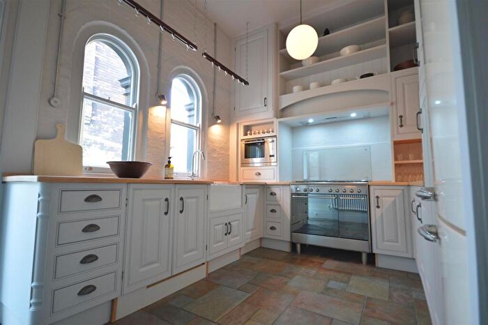 2 Bedroom House To Rent In Union Road, Lincoln, LN1