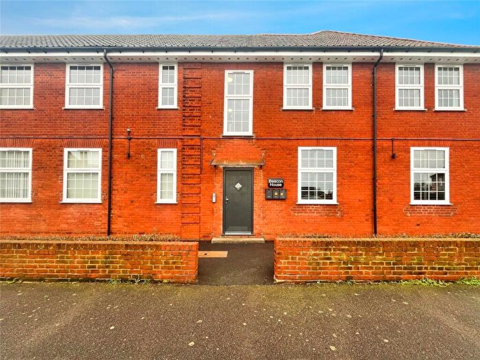 1 Bedroom Apartment For Sale In High Road West, Felixstowe, Suffolk, IP11