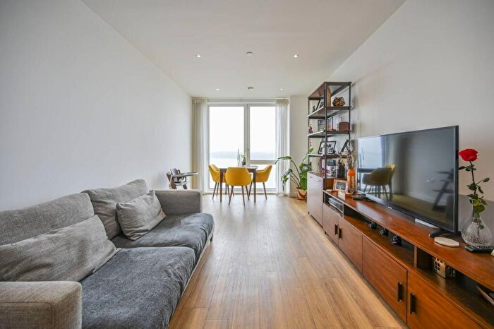 1 Bedroom Flat For Sale In Hamme Building, Royal Albert Wharf, Royal Docks, London, E16