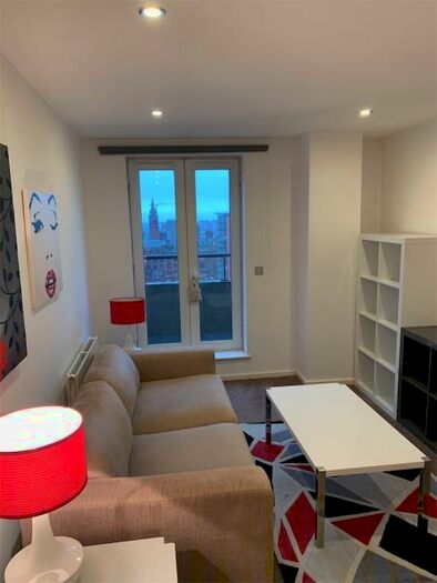 1 Bedroom Apartment To Rent In Hive, Masshouse Plaza, Birmingham, B5