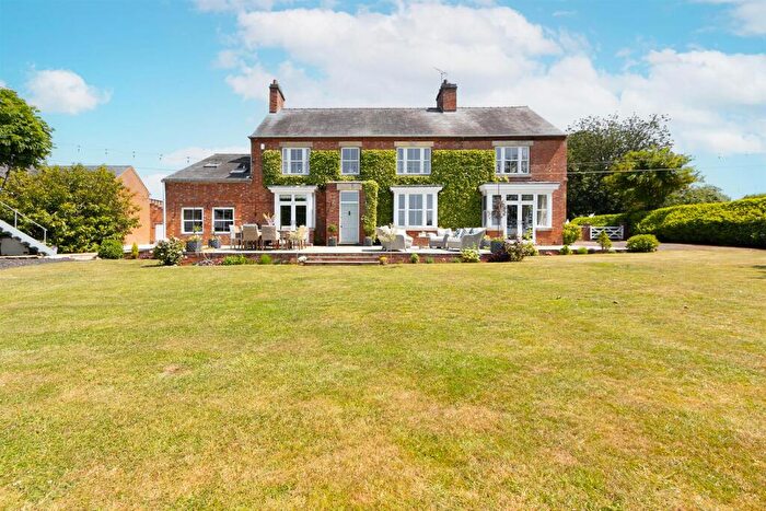 6 Bedroom Detached House For Sale In Watling Street, Clifton Upon Dunsmore, Rugby, CV23