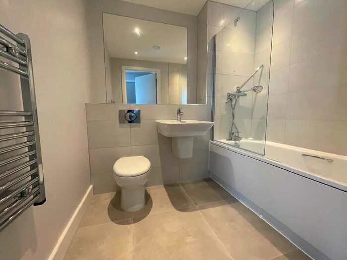1 Bedroom Flat To Rent In Oldfield Rd, Salford, M5