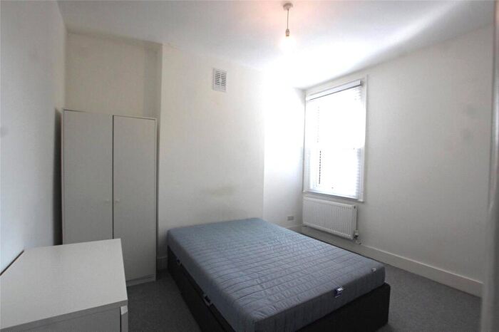 7 Bedroom Terraced House To Rent In Catford Hill, London, SE6