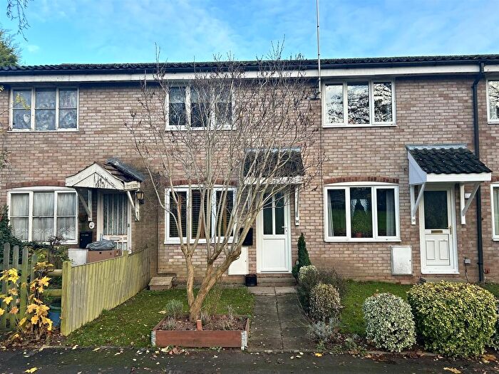 2 Bedroom Property To Rent In Warwick Walk, Hereford, HR4