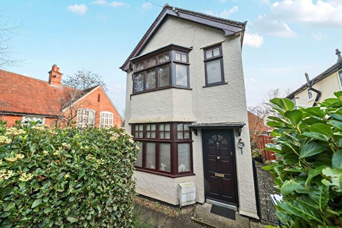 3 Bedroom Detached House For Sale In Sandford Road, Littlemore, Oxford, Oxfordshire, OX4