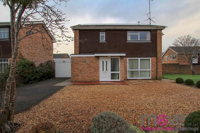 3 Bedroom Detached House To Rent In Merestones Drive, Leckhampton, Cheltenham, GL50