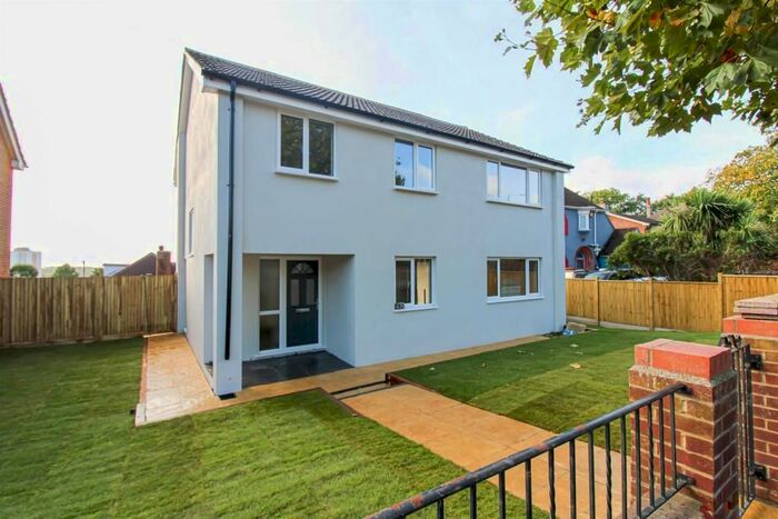 5 Bedroom Town House To Rent In Sedlescombe Road North, St. Leonards-On-Sea, TN37