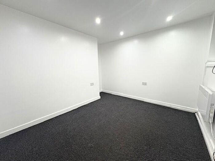 2 Bedroom Flat To Rent In Flat G, Park Road, BL1