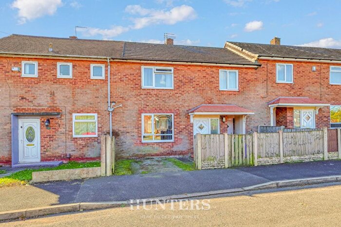 3 Bedroom Terraced House For Sale In Searness Road, Middleton, Manchester, M24
