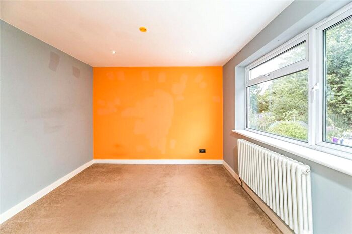 3 Bedroom Terraced House For Sale In Rodway Road, Tilehurst, Reading, RG30