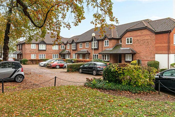 1 Bedroom Flat For Sale In Bengeo Meadows, Bengeo, SG14