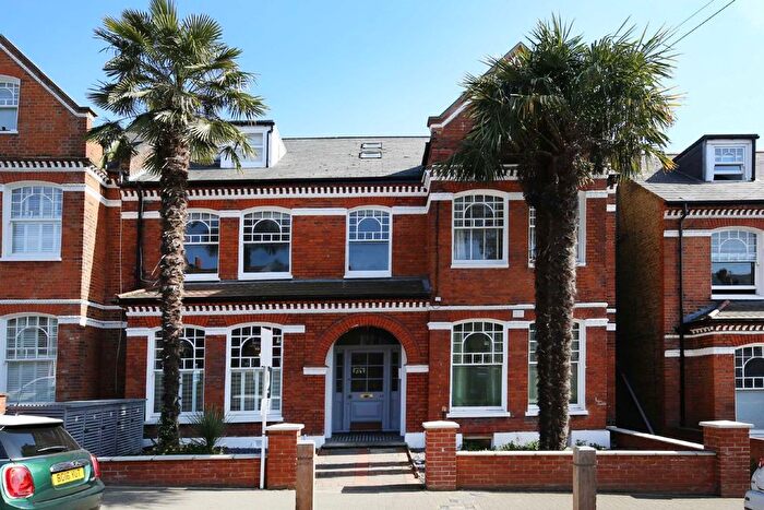1 Bedroom Flat To Rent In Elmbourne Road, Balham, SW17