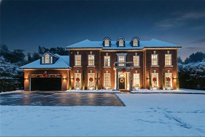 7 Bedroom Detached House For Sale In Albury Road, Burwood Park, KT12