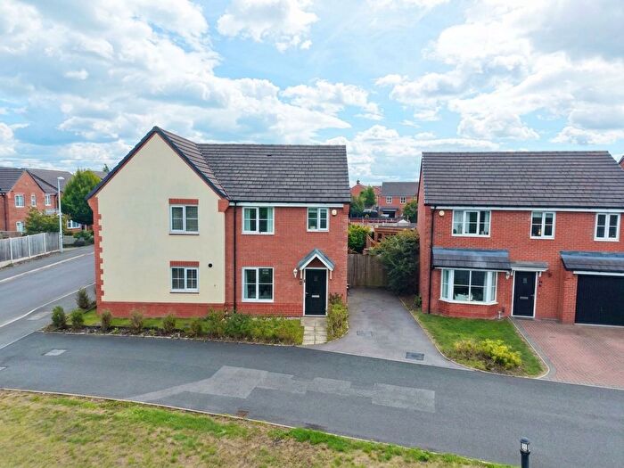 3 Bedroom Semi-Detached House For Sale In Broad Street, Crewe, CW1