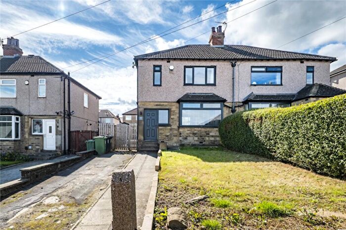 3 Bedroom Semi-Detached House For Sale In Crosland Road, Huddersfield, West Yorkshire, HD3