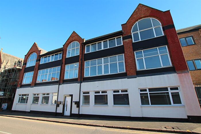 1 Bedroom Flat To Rent In Kettering Road, Northampton, NN1