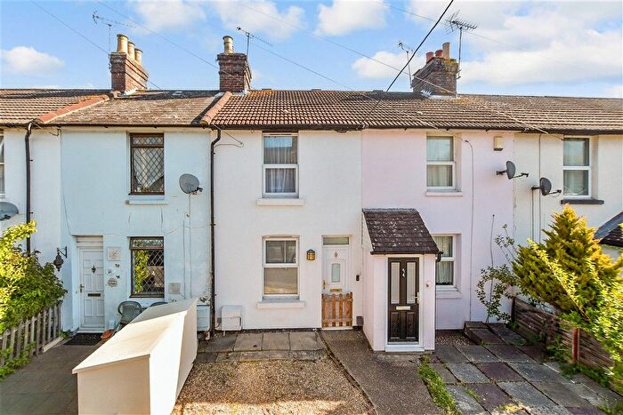 2 Bedroom Terraced House For Sale In Whitfeld Road, Ashford, Kent, TN23