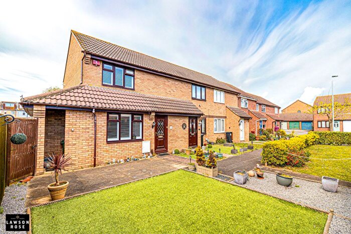 2 Bedroom End Of Terrace House For Sale In Melrose Close, Southsea, PO4