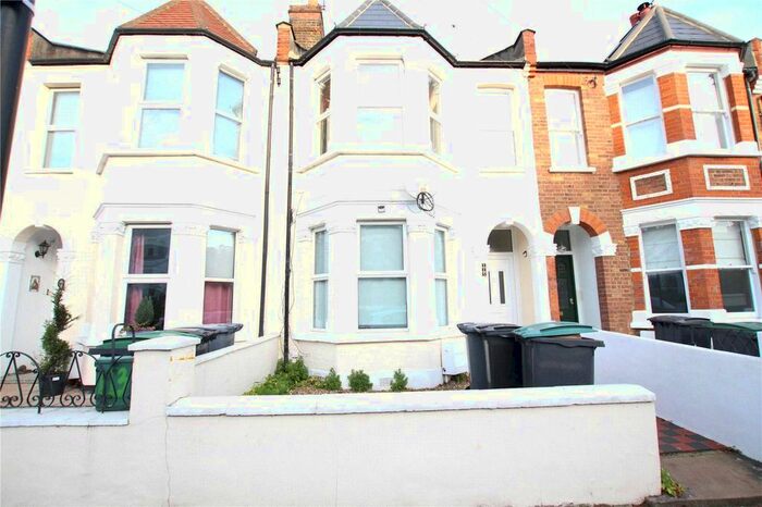 5 Bedroom Terraced House To Rent In Rutland Gardens, London N4