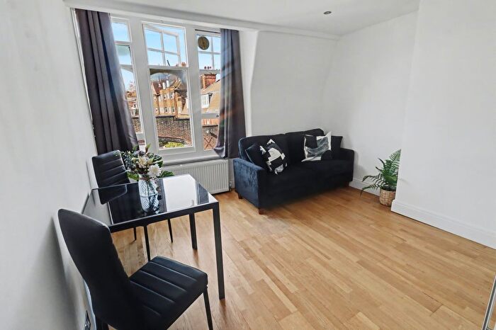 1 Bedroom Flat To Rent In Glenloch Road, London, NW3