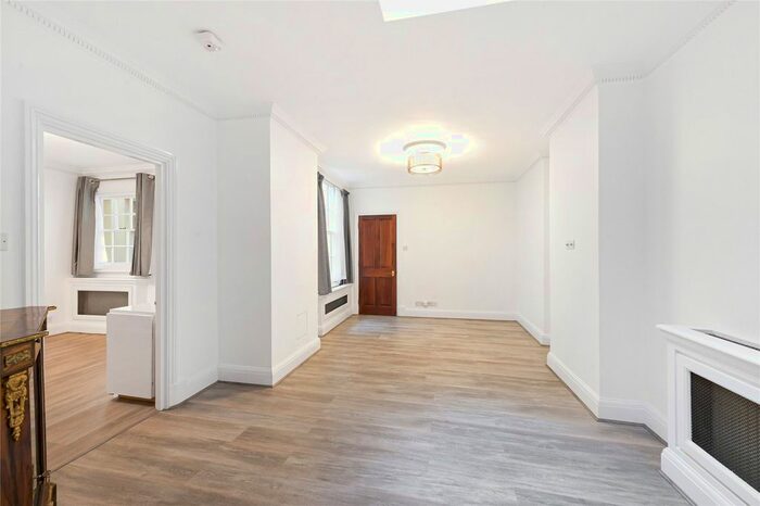 1 Bedroom Flat To Rent In Lyall Street, Belgravia, London, SW1X